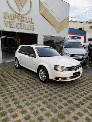 VOLKSWAGEN GOLF 1.6 MI SPORTLINE 8V FLEX 4P MANUAL VOLKSWAGEN GOLF 1.6 MI SPORTLINE 8V FLEX 4P MANUAL